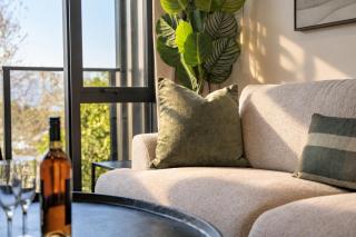 Townside Retreat | Twilight - 8