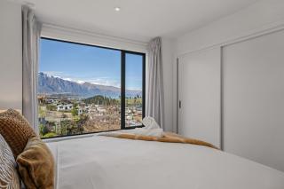 Townside Retreat | Twilight - 2