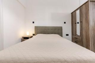 Niki Breeze - Newly Renovated Elite Garden Suite - 9