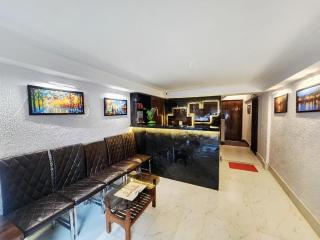 Golden Retreat Guest House - 8