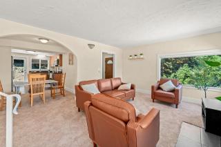 Private 4BR House Free Parking Near Airport &Mall - 7