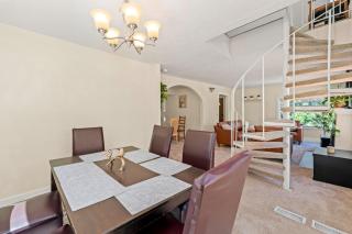 Private 4BR House Free Parking Near Airport &Mall - 6