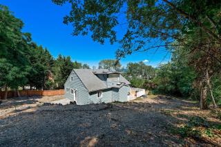 Private 4BR House Free Parking Near Airport &Mall - 4