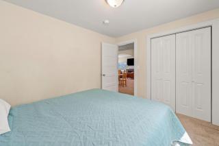 Private 4BR House Free Parking Near Airport &Mall - 6