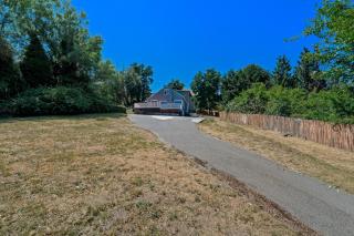 Private 4BR House Free Parking Near Airport &Mall - 8