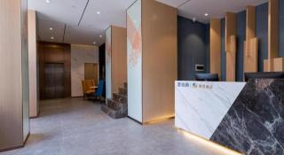 ZMAX Hotels Shenzhen Lianhuacun Metro Station - 9