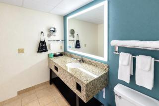 Sleep Inn & Suites near Spirit Mountain - 9