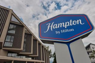 Hampton By Hilton Salzburg Messe - 9