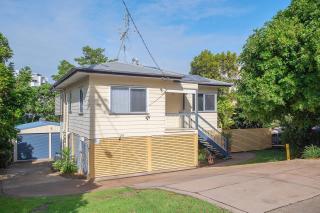 Verney Beachside Getaway Two - 2