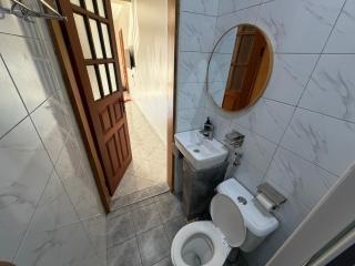 Amy Luxury Holiday Apartments in Munyonyo - 4