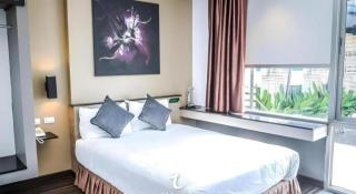I Hotel - 5
