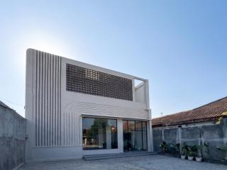 Vibes Giory Yogyakarta by SANS Hotel - 5