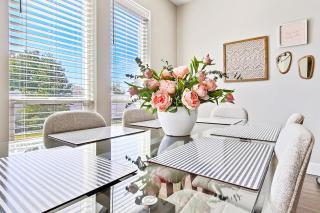 Top Rated - Spotless - Prime Central Location - by The Village At Meridian - 7