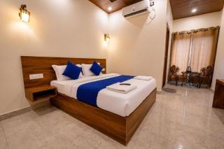Revking--Hotel Relax Inn-Stay By The Ganga At Triveni Ghat 3-star hotel l Sturida Colony, Rishikesh - 8