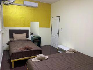 The House Hostel 2 - 7