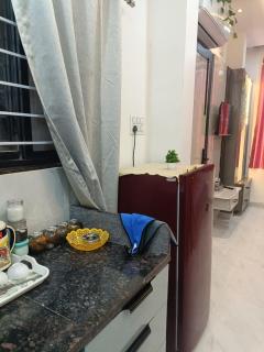 Ruby Luxury 1RK Stay Kitchen & Easy Check-in - 1
