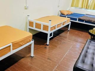 The House Hostel 2 - 9