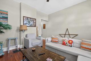 Bourbon Belle- Cozy Germantown home with parking - 5