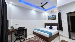 Shree Anjana Hotel - 1
