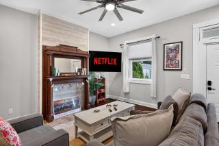 Spacious and cozy Highlands unit near attractions - 0