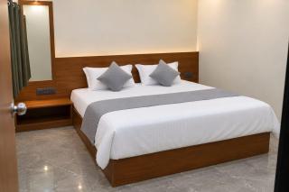 Hotel Ravi Palace - 1