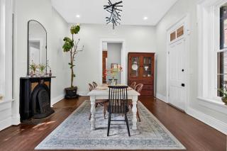 Relaxing home w poker lounge & spacious backyard - 1
