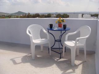 Boussetil Rooms CapAnMat - Tinos - 2
