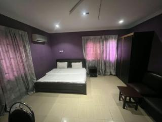 Peace Hotel - 4