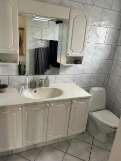Small house with 4 beds - 1