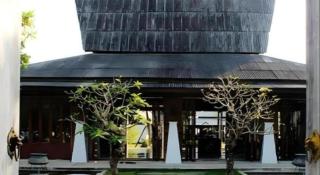 Chivaree Hotel and Resort - 9