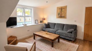 Bath House Holiday Apartments No9 - 2 bed - with view of Tunnels Beaches - 6