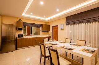 TW Marina Pool Villa Pattaya - 3