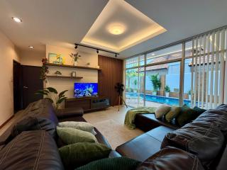 TW Marina Pool Villa Pattaya - 0