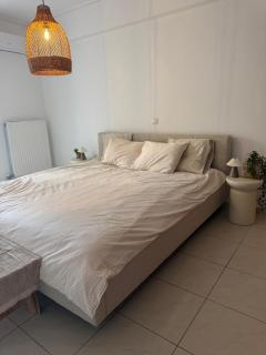 CASAvocado Newly Renovated 2BR Walk to Beach - 9