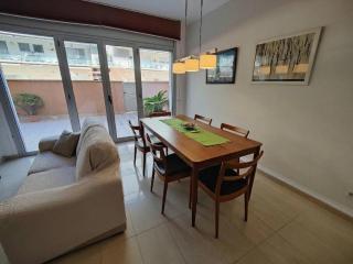 Badalona Beach Apartment - 6