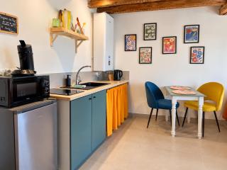 Studio Pop-25m2-Neuf et coloré - WiFi-Netflix - 3
