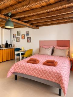 Studio Pop-25m2-Neuf et coloré - WiFi-Netflix - 9