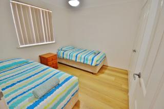 Surfside Retreat - Kalbarri, WA - 6