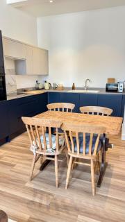 Bath House Holiday Apartments No3 - with Balcony - 5