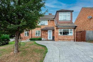 The Willow House 4BR • Garden • Parking for 2 - Pass the Keys - 9