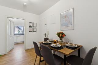 Nalia Homes - Balcony with no view, private parking - 1