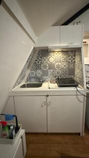Studio in Hilversum Center - Walk to station - 20 Mins train to Amsterdam - 5