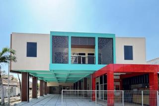 RedDoorz Syariah near PSC Madiun - 9