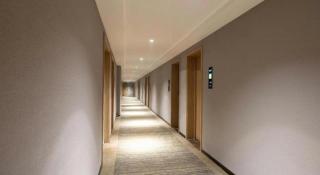 GreenTree Inn Shanxi Jinzhong JieXiu Railway Station Express Hotel - 3