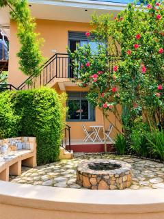 Montane Safaris Hotel - 7