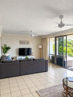 Poinciana 109 & Buggy Hamilton Island - 6