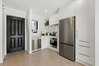 Central Stay 5 Min Walk to Te Pae FREE car Parking - 4