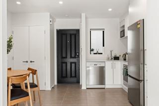 Central Stay 5 Min Walk to Te Pae FREE car Parking - 3