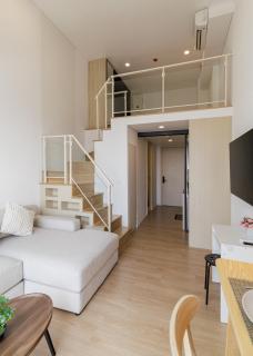 Rama9- Duplex Near Train Market RCA Free Pool Gym - 6