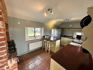 Walnut Cottage, Framlingham - 9